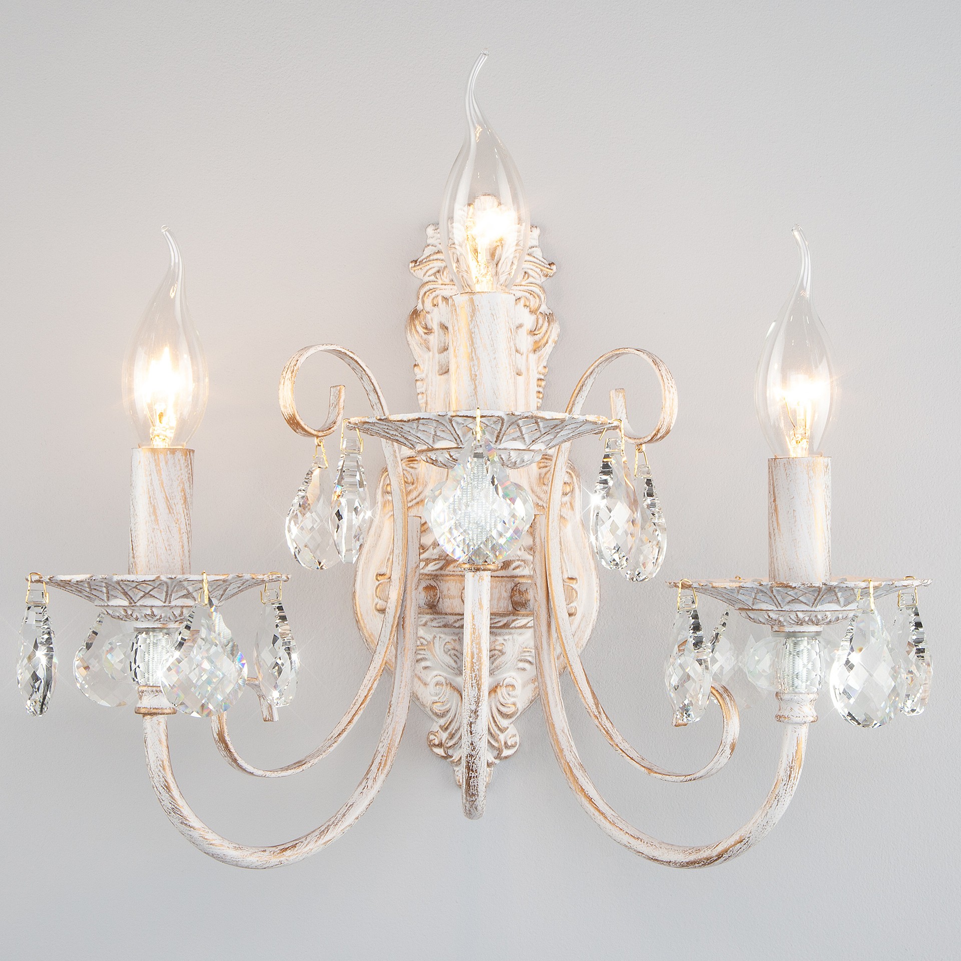 Настенное бра Eurosvet Alda 3305/3 белый с золотом/прозрачный хрусталь Strotskis