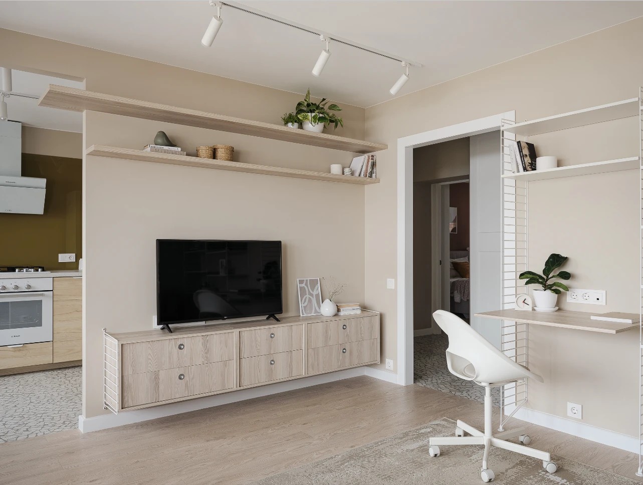 Московский 73