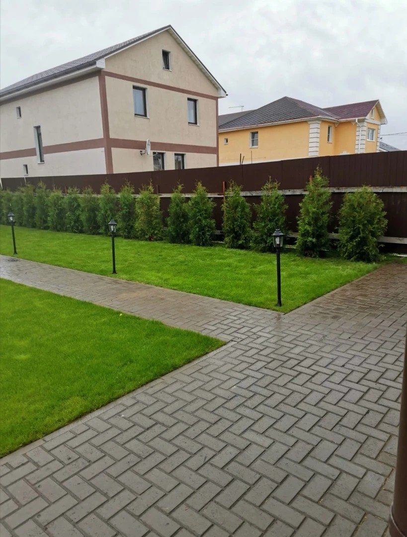 С озеленением