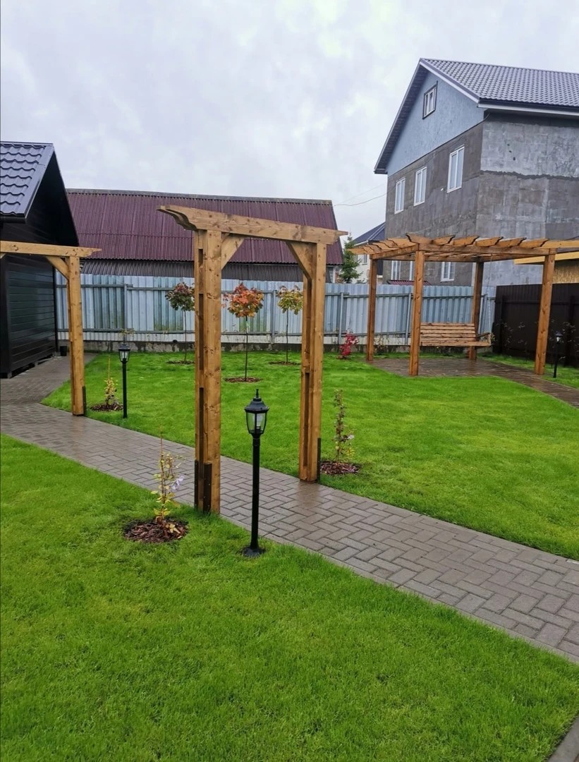 С озеленением