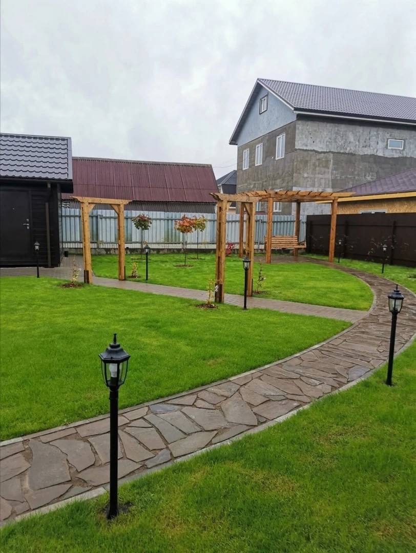 С озеленением