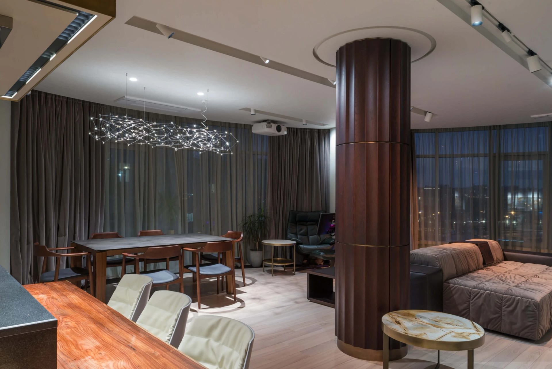 КВАРТИРА В ЖК «ЛЕОНТЬЕВСКИЙ МЫС»