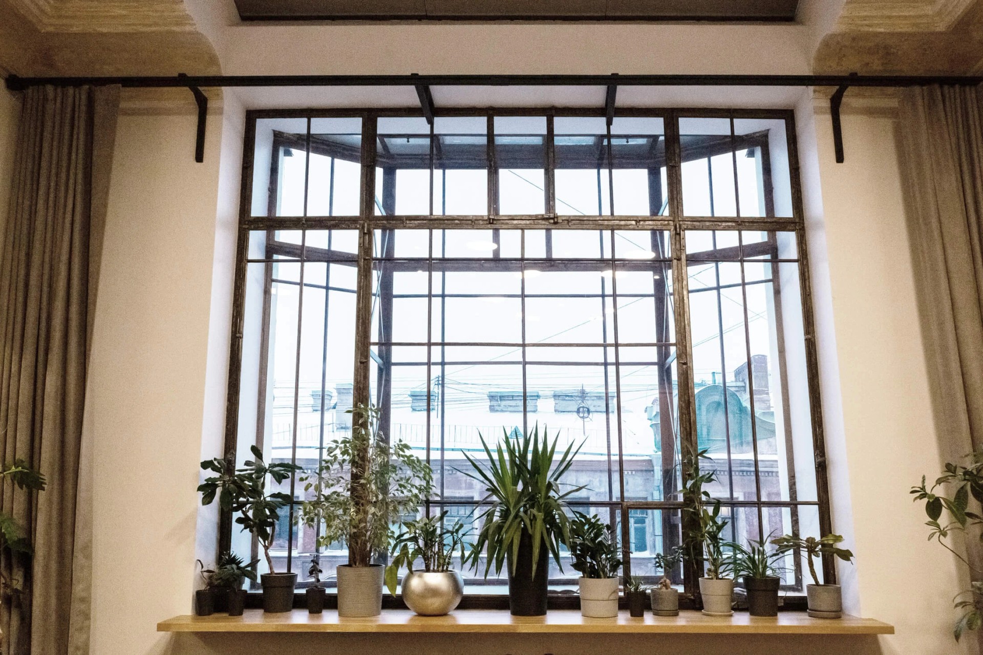 СТУДИЯ В ДОХОДНОМ ДОМЕ