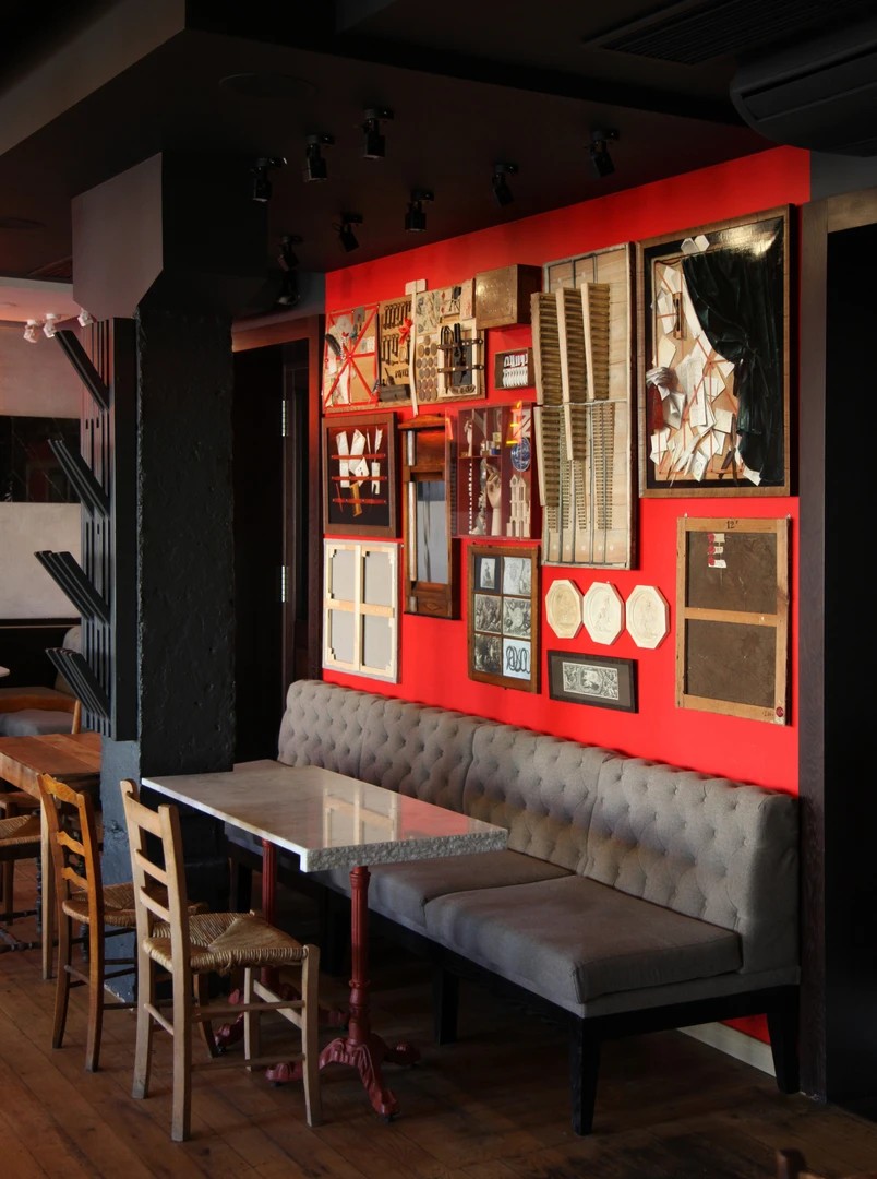 БИСТРО “LE MOUJIK"