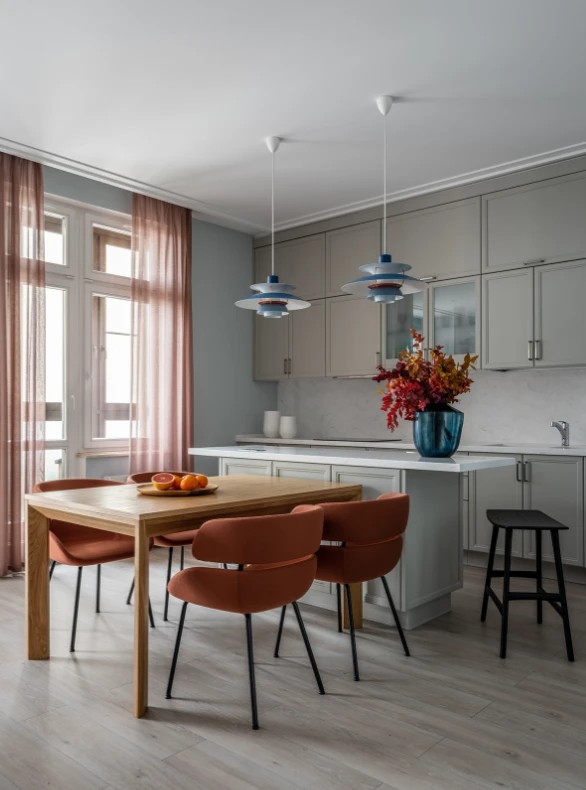 Квартира на Петроградке для молодой девушки