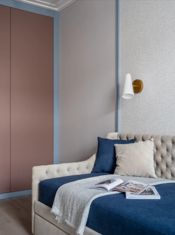 Квартира на Петроградке для молодой девушки