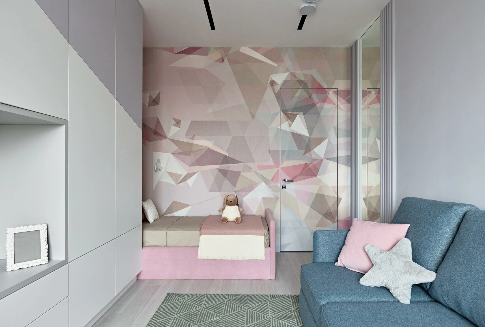 Квартира в ЖК "Дом на набережной", 64 кв.м.