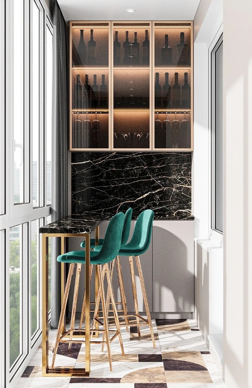 ШКАТУЛКА С ИЗУМРУДАМИ