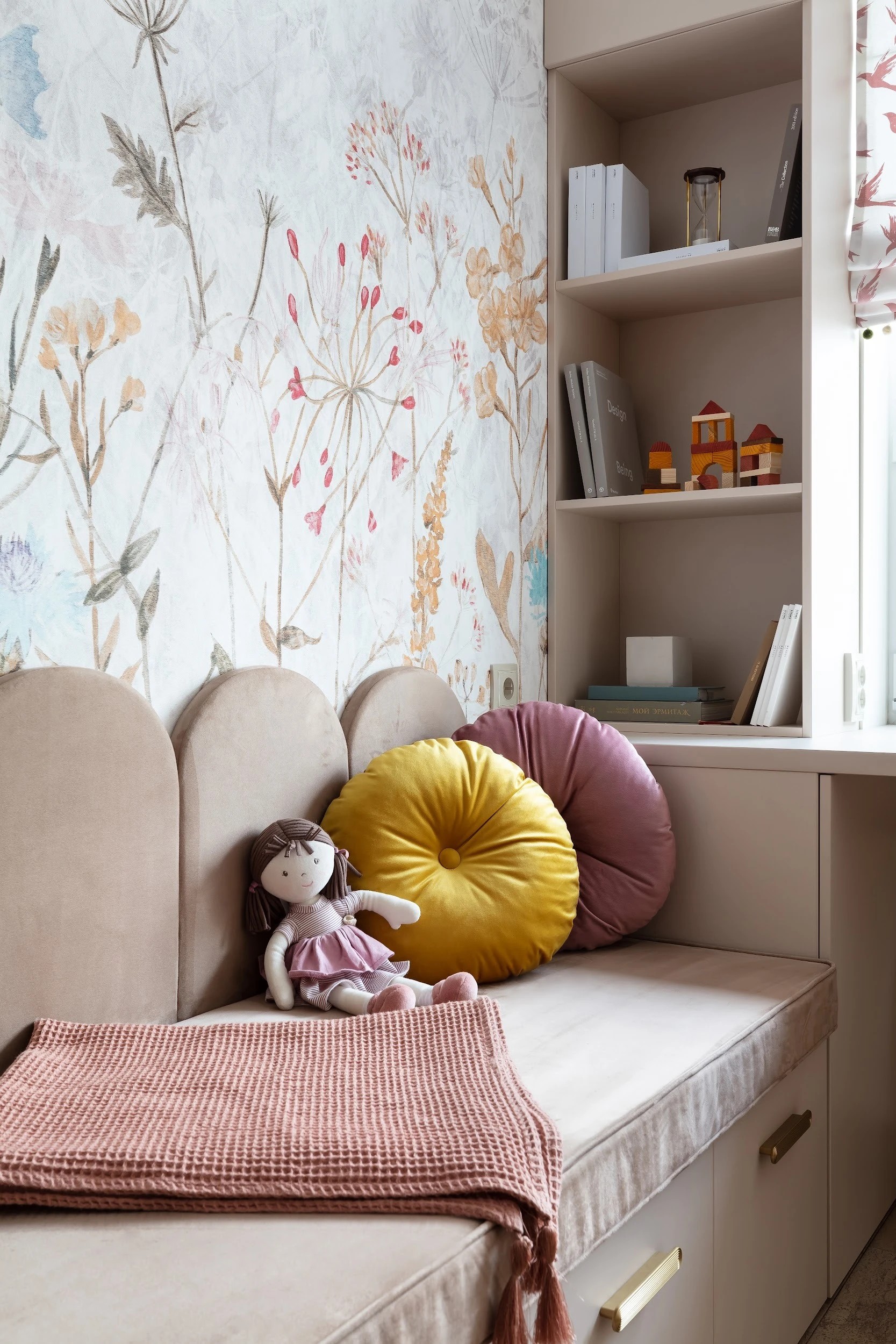 ПЕСОК И МОРЕ