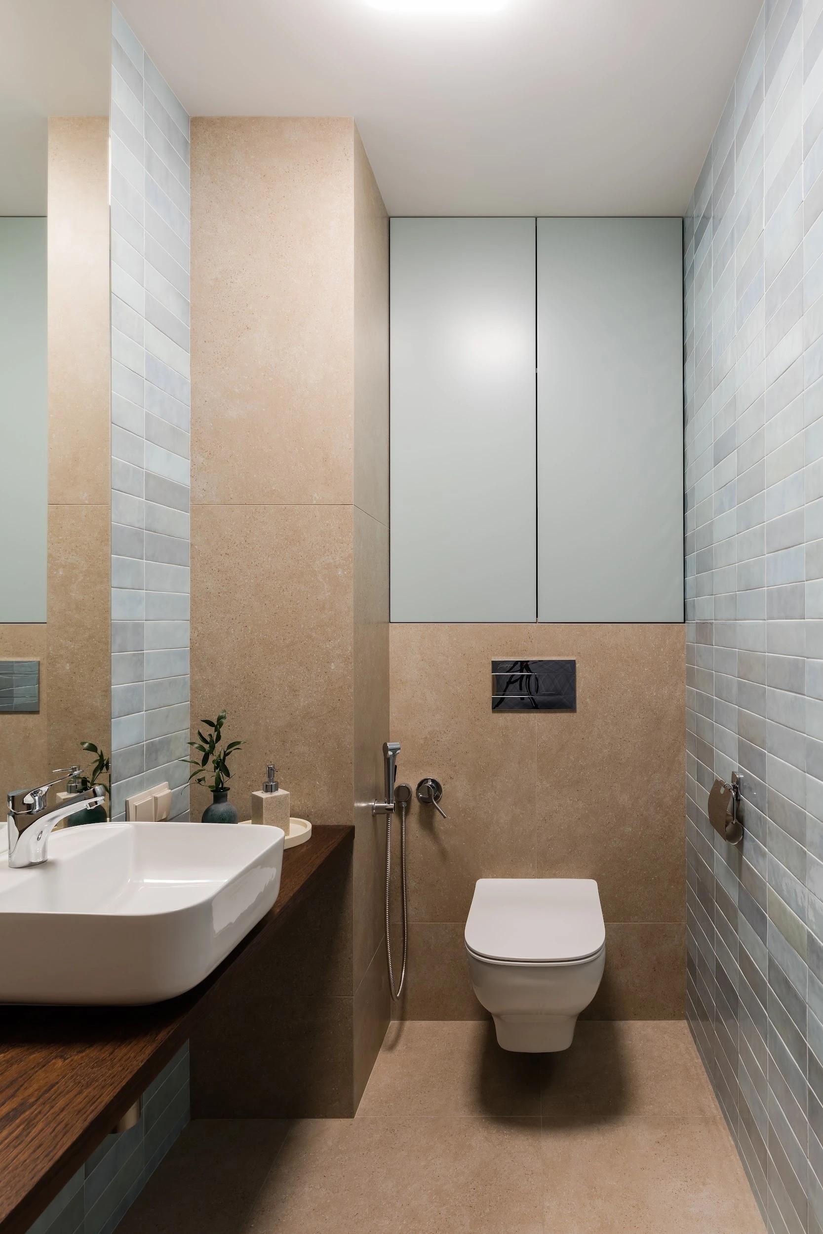 ПЕСОК И МОРЕ