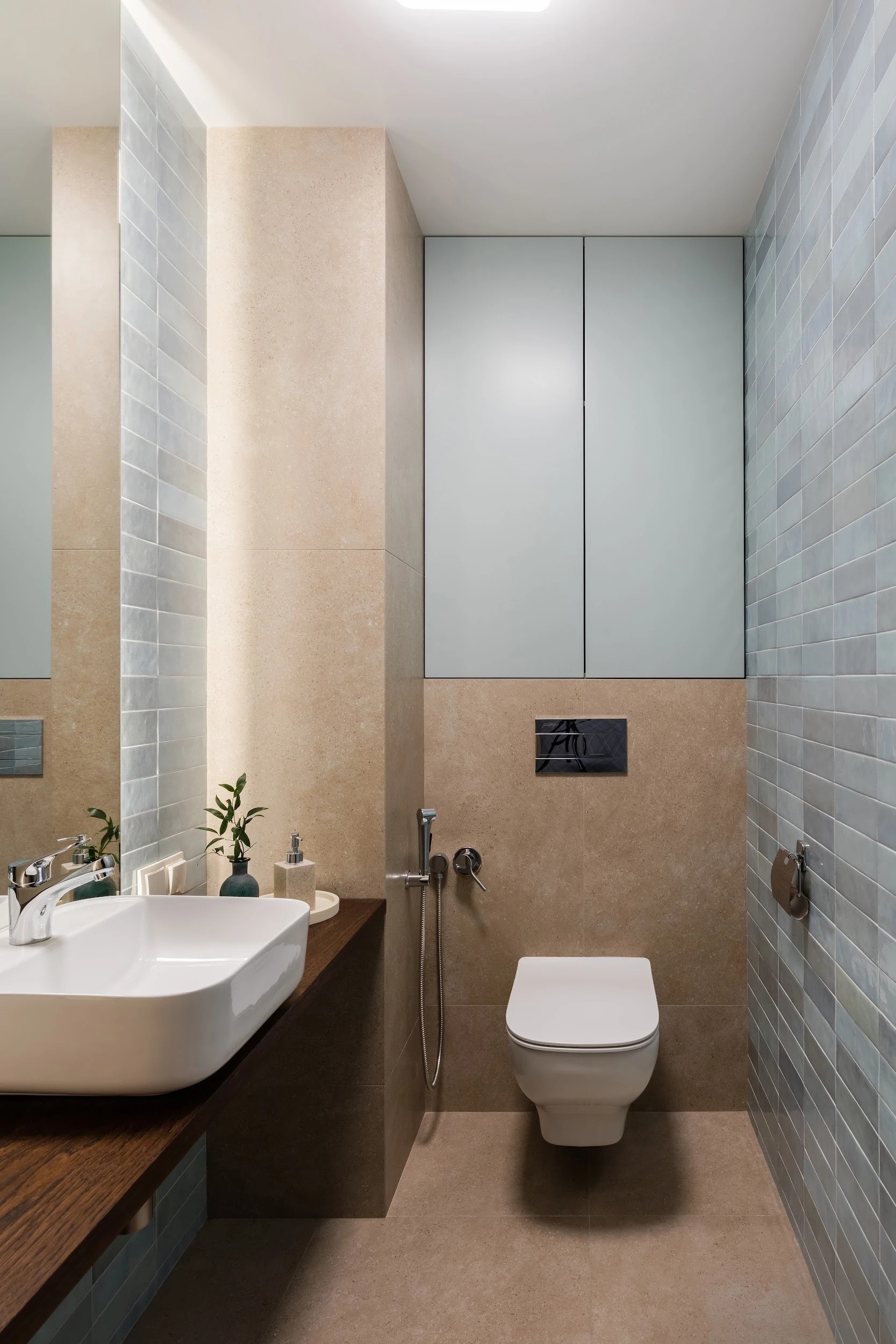 ПЕСОК И МОРЕ