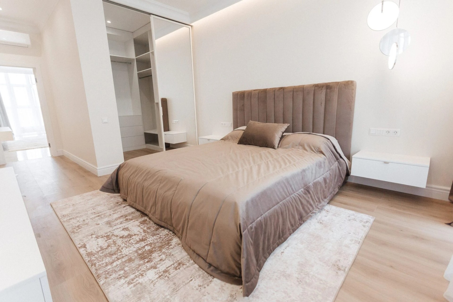 ДИЗАЙН-ПРОЕКТ КВАРТИРЫ В СЕРО-ГОЛУБЫХ ОТТЕНКАХ