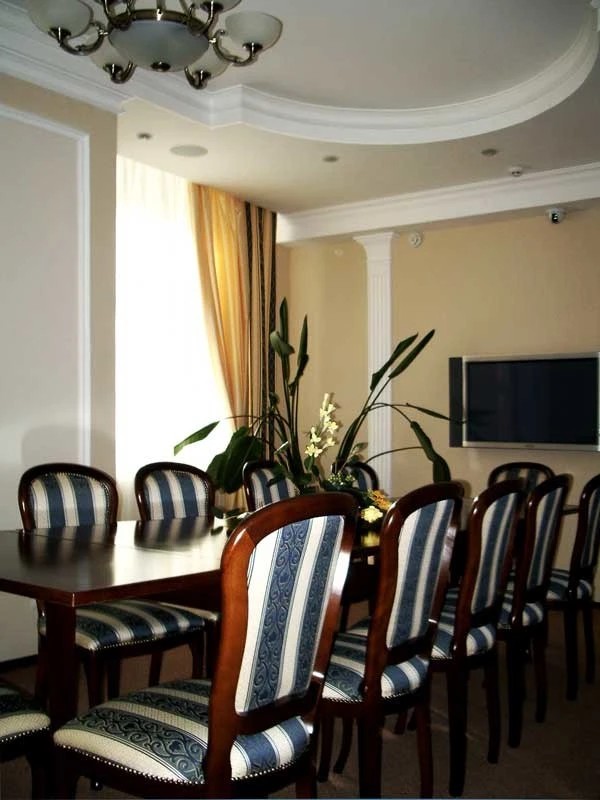 Клуб-отель "Санкт-Петербург"