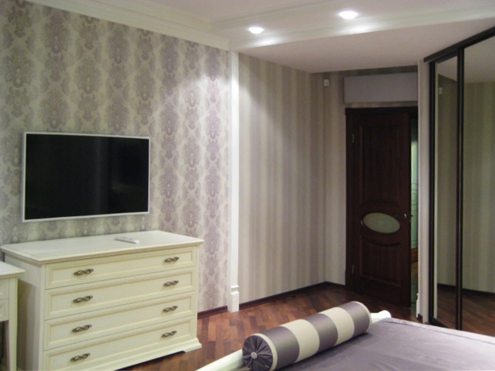 Трехкомнатная квартира в комплексе "Янтарный берег"