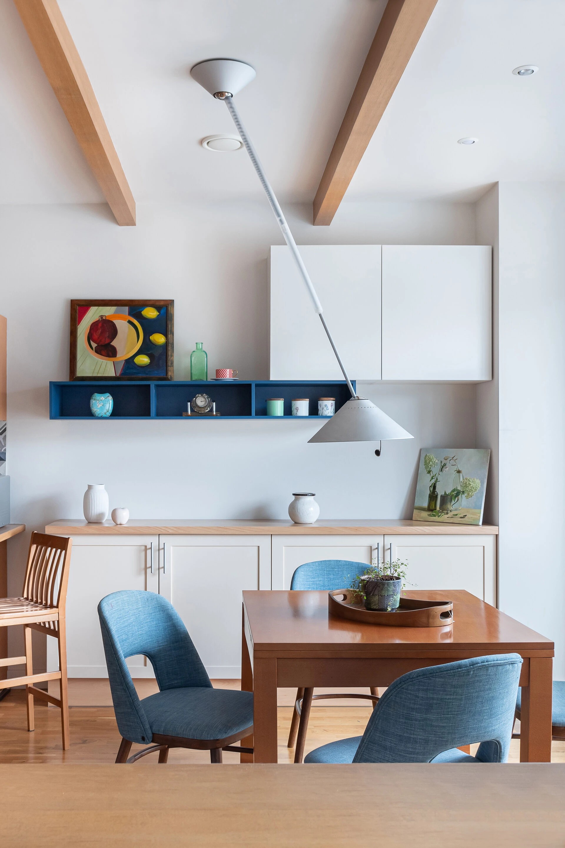 ЭКЛЕКТИЧНАЯ КВАРТИРА В СТАЛИНСКОМ ДОМЕ