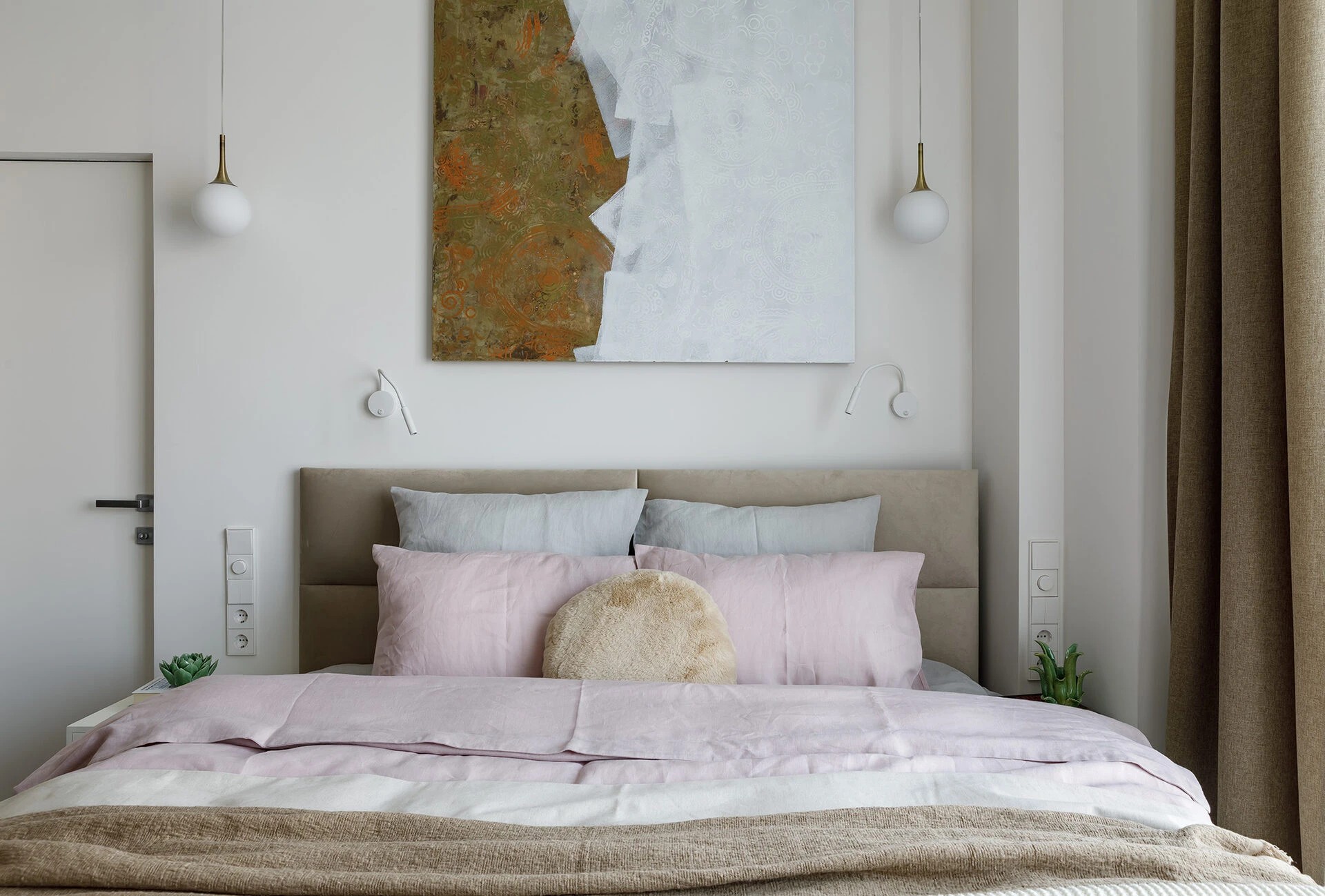 БЕЛЫЙ МИНИМАЛИСТИЧНЫЙ ИНТЕРЬЕР