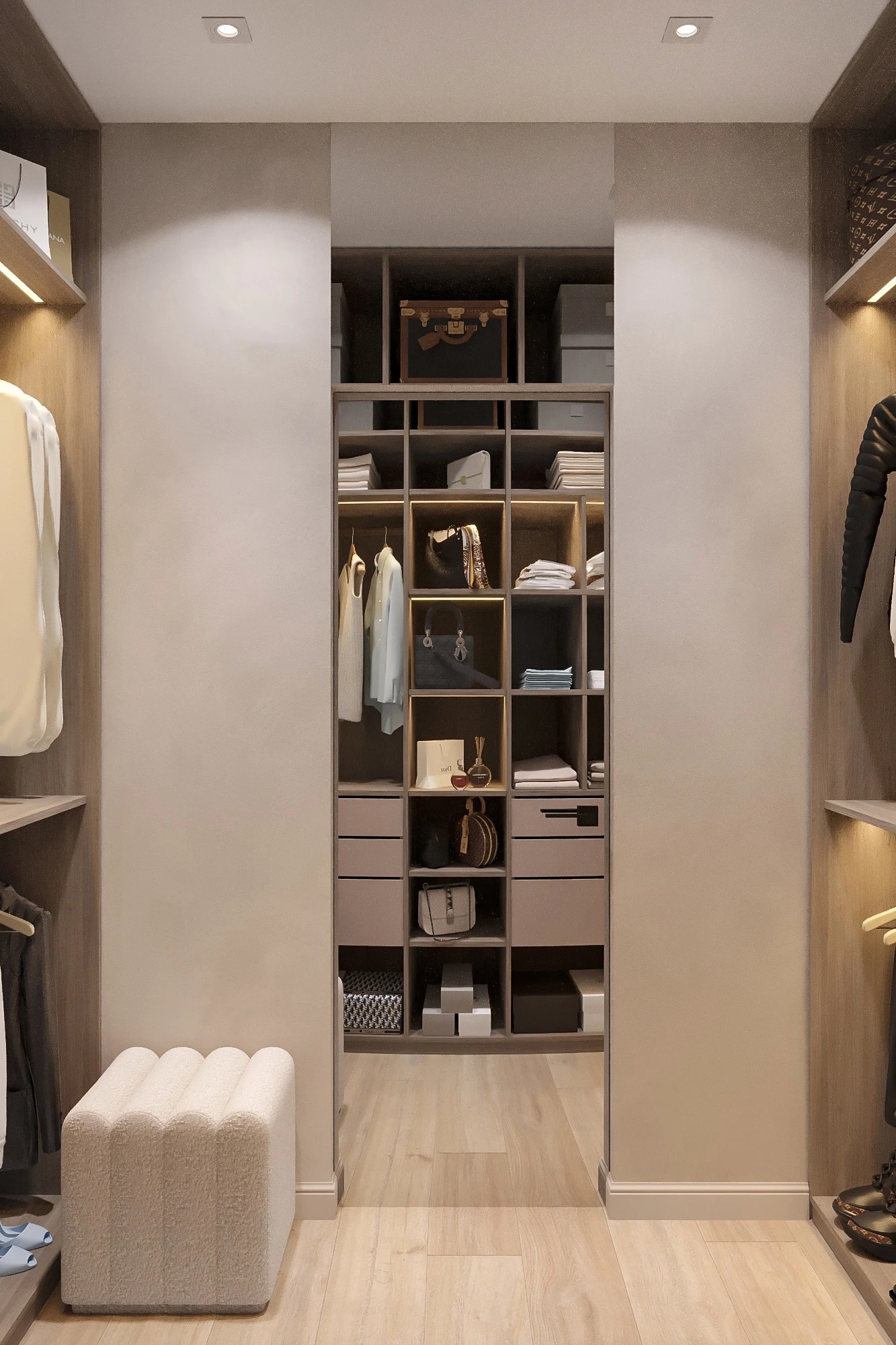 Мастер - спальня с гардеробной комнатой.