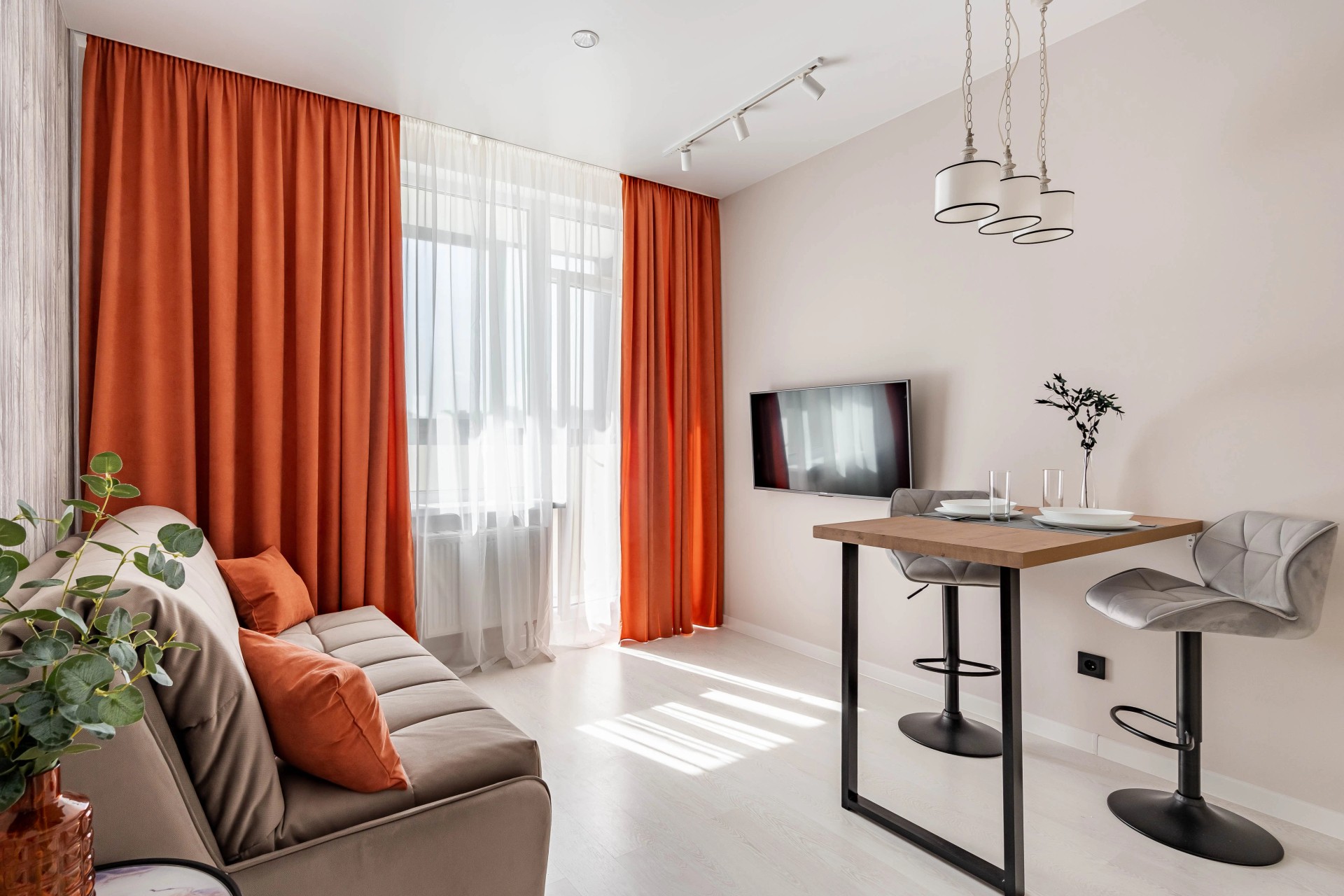 ЖК Европейский парк, студия для молодой девушки