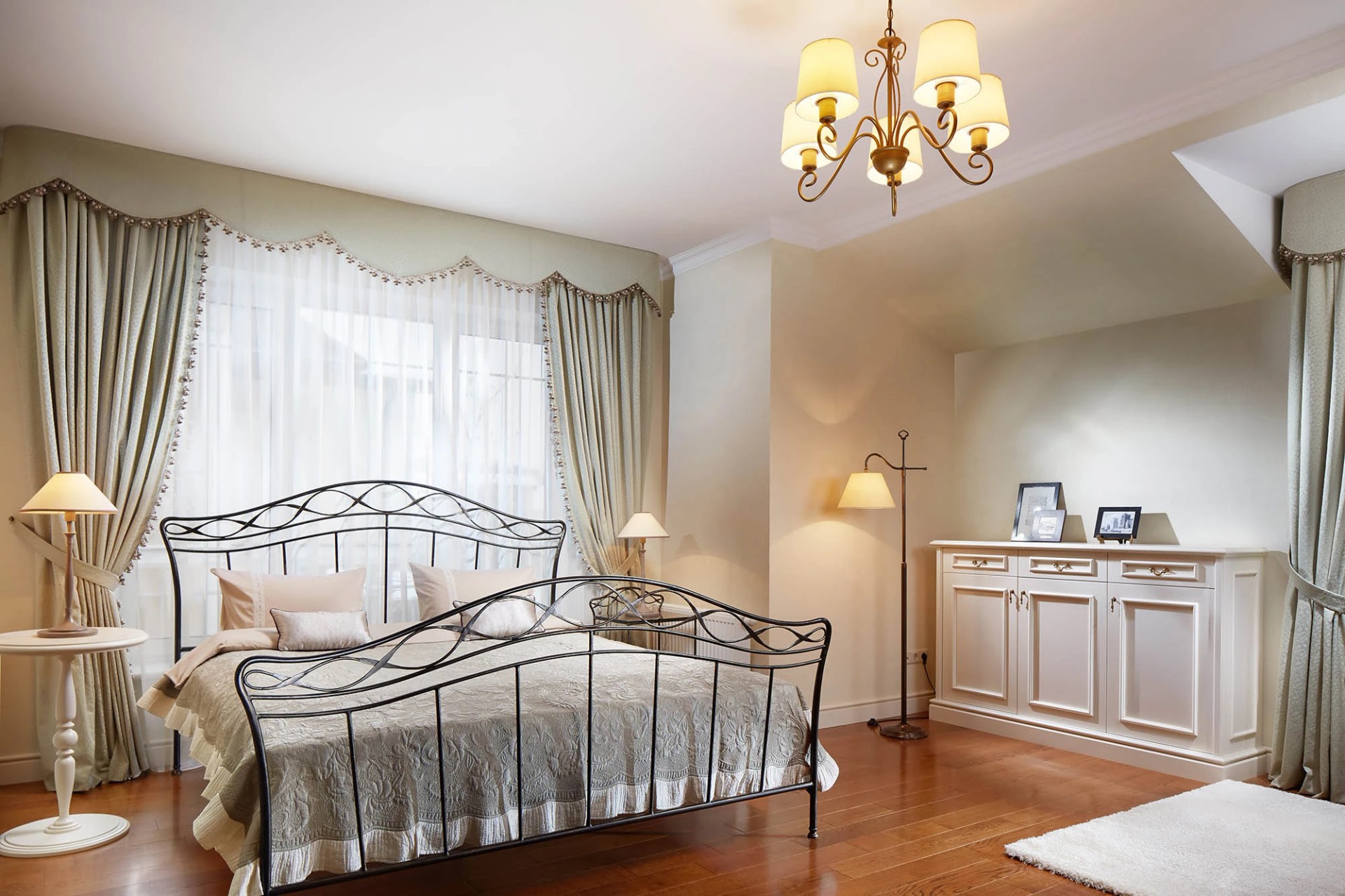 ДОМ В ДРОЗДАХ