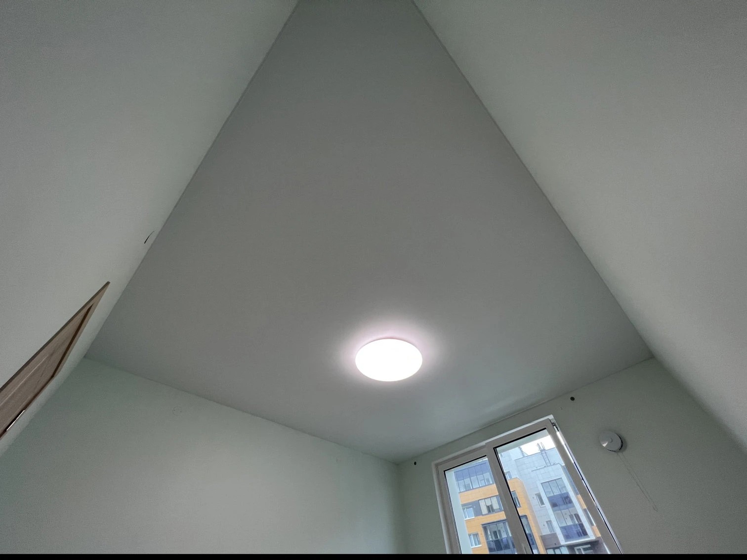 ул. Афанасьева, 1