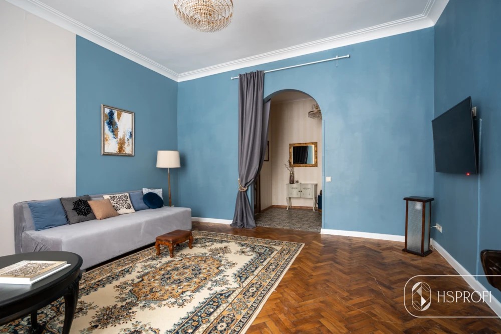 Дом на проспекте КИМа