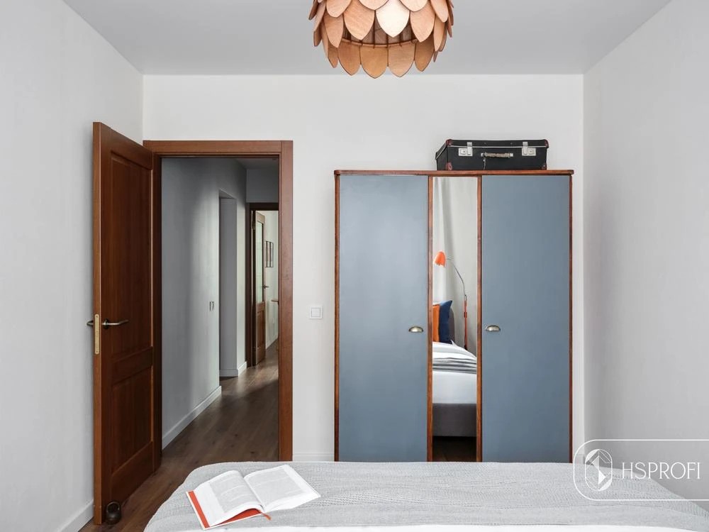 Дом на Севастопольском проспекте