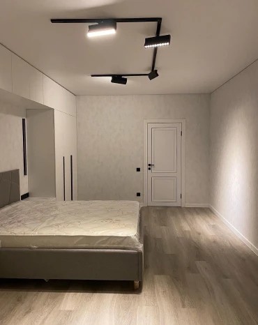 ПРОСП. КОРОЛЁВА, 65