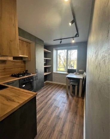 БУДАПЕШТСКАЯ УЛ., 38