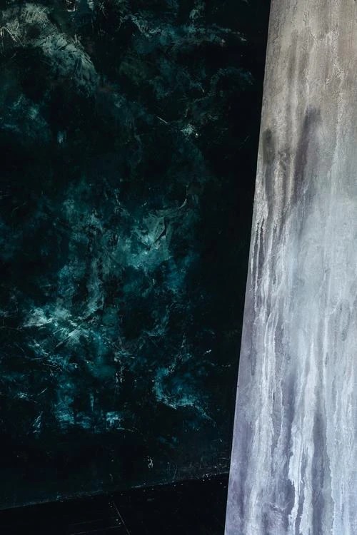 ЗАЛ ЧЕРНАЯ КЛАССИКА