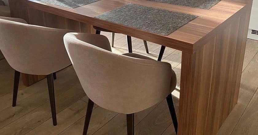 Гостиная в теплых тонах