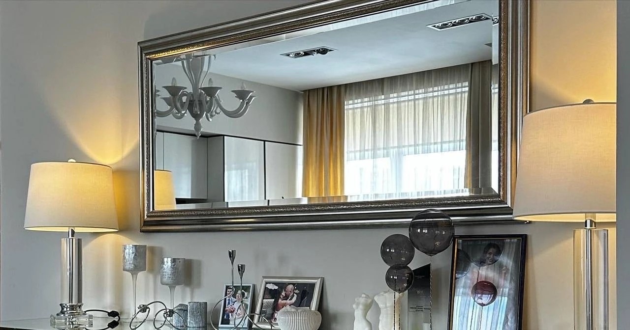 Гостиная в теплых тонах