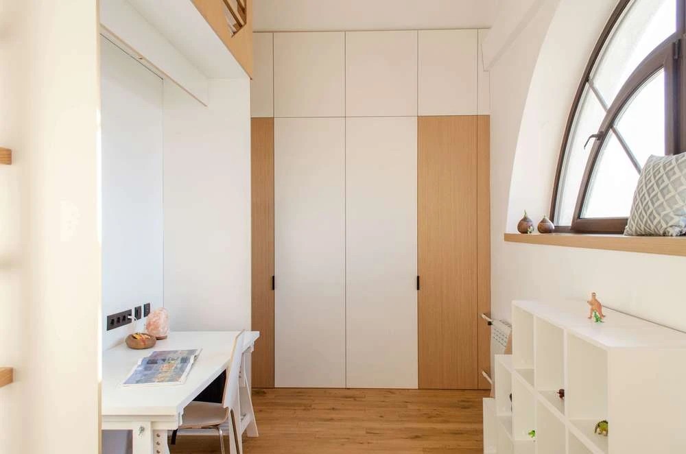 ЖД «Театральный»