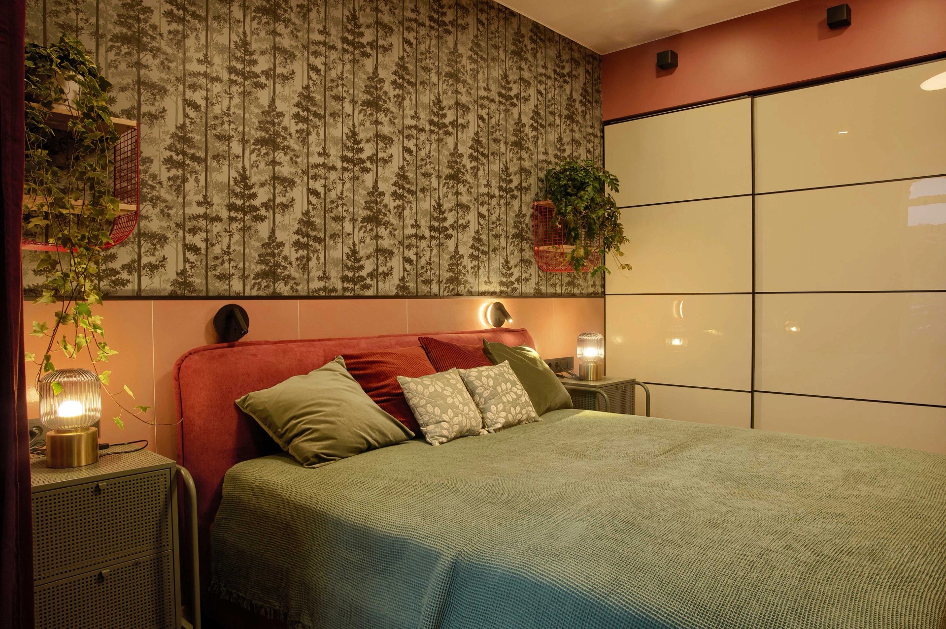 Двухкомнатная квартира на Петроградке