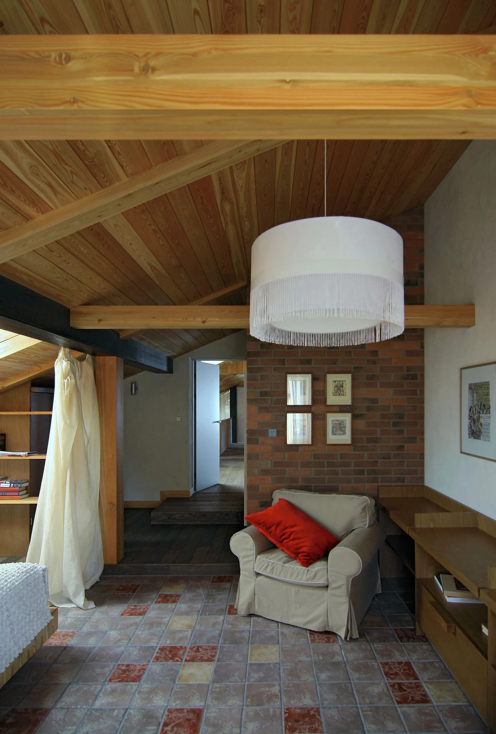 Дом в стиле лофт 270 м2