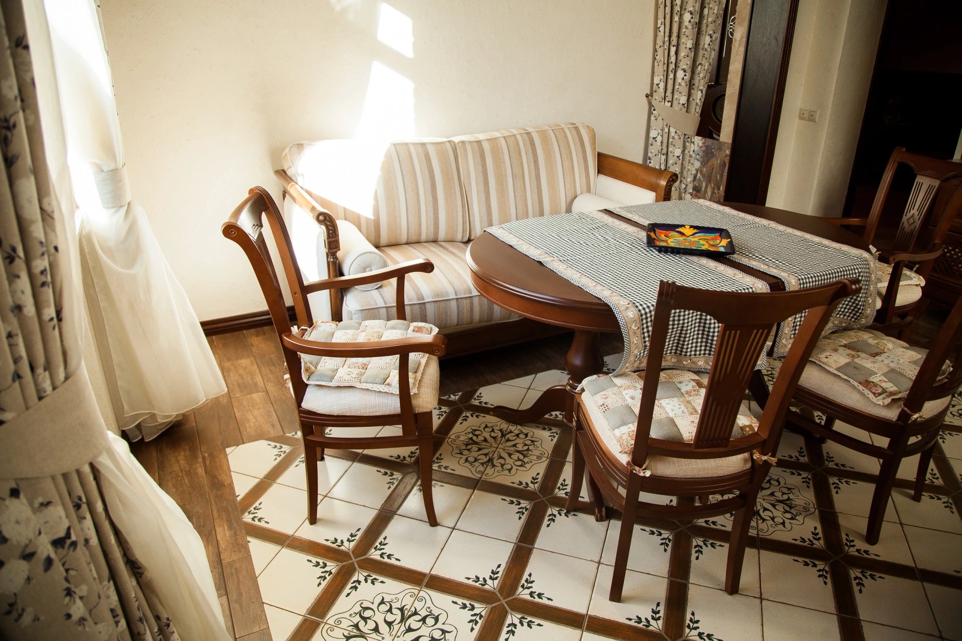 Дом 300 м2, 2010 год