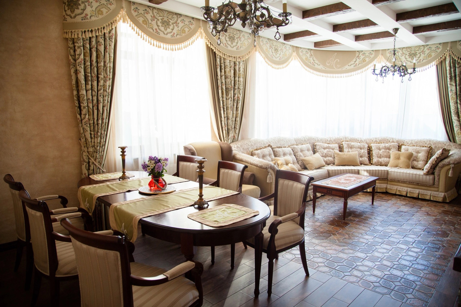 Дом 300 м2, 2010 год