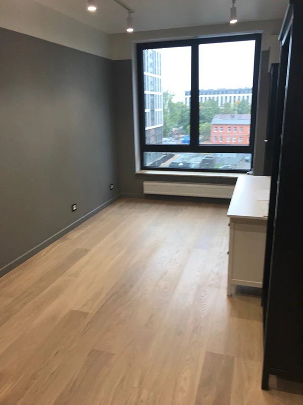 BELOOSTROVSKAYA / 01