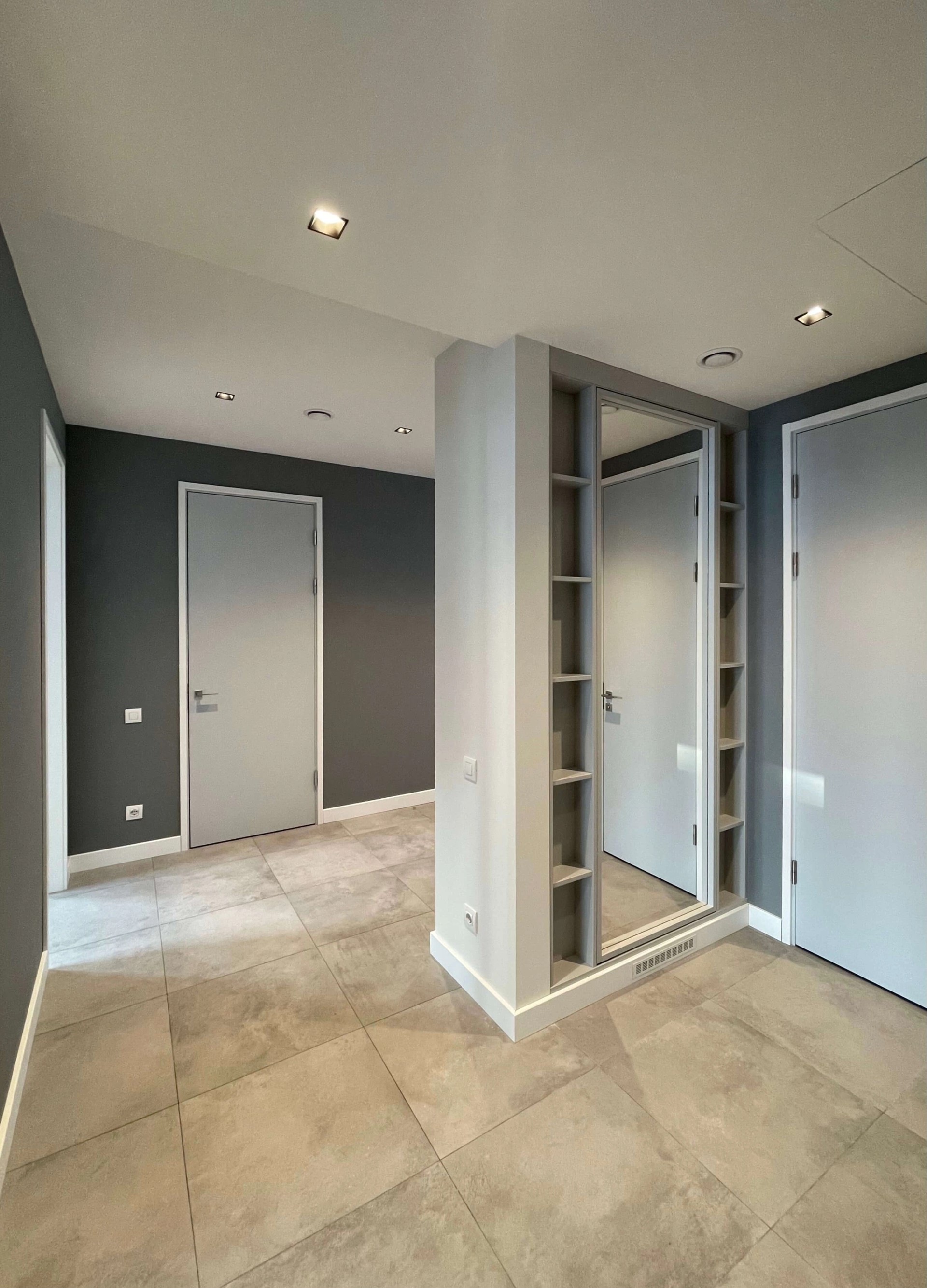 ЛЕОНТЬЕВСКИЙ МЫС