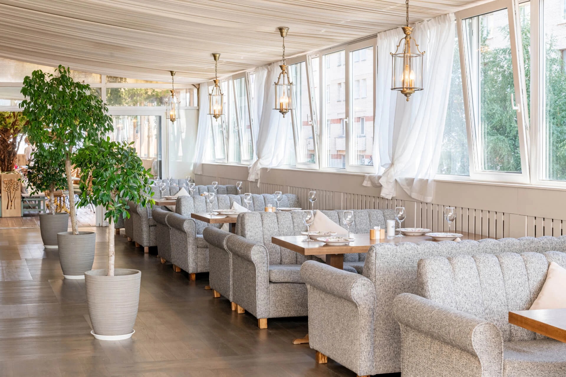 РЕСТОРАН ПЛЮШКИН