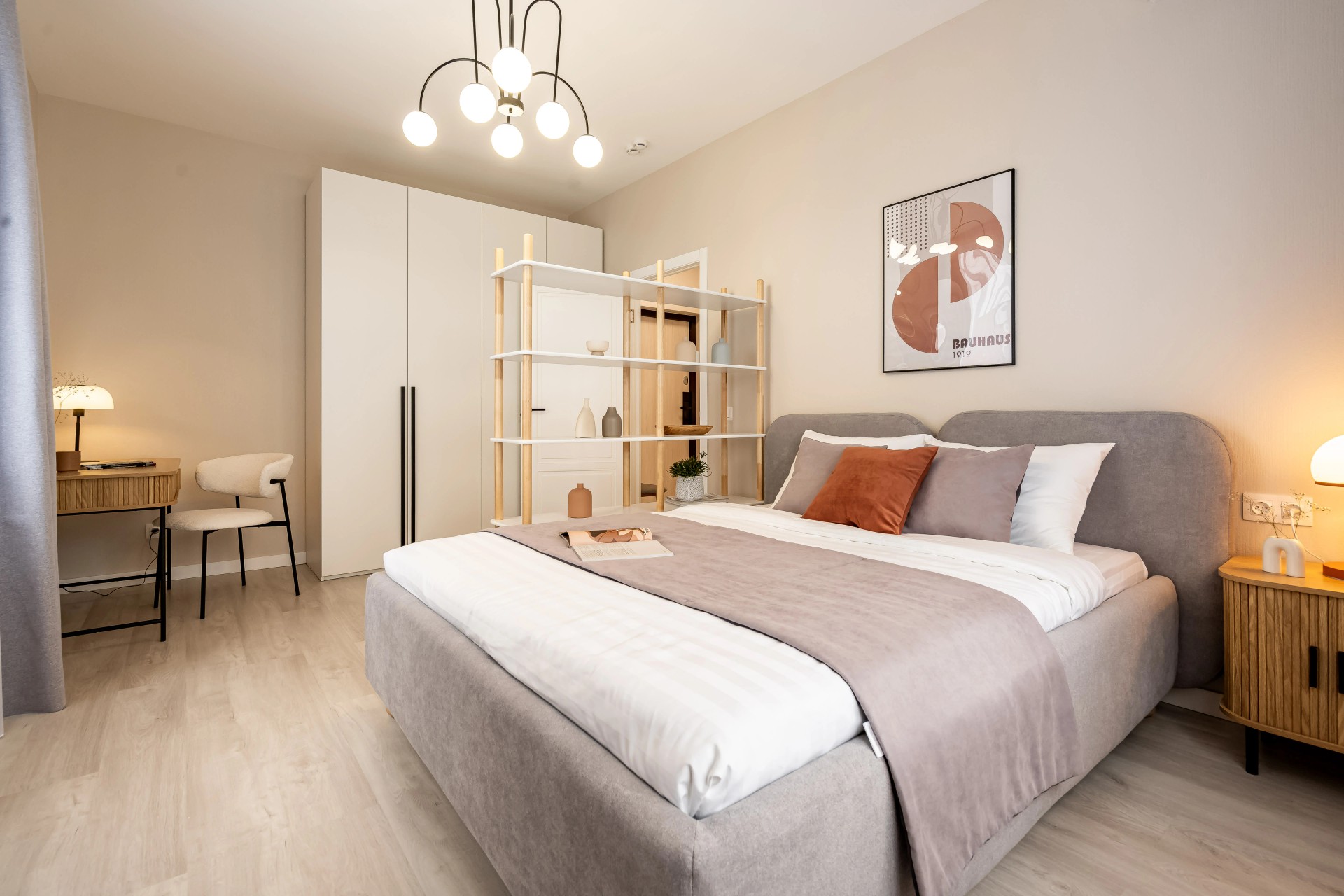 Фарфоровская 7