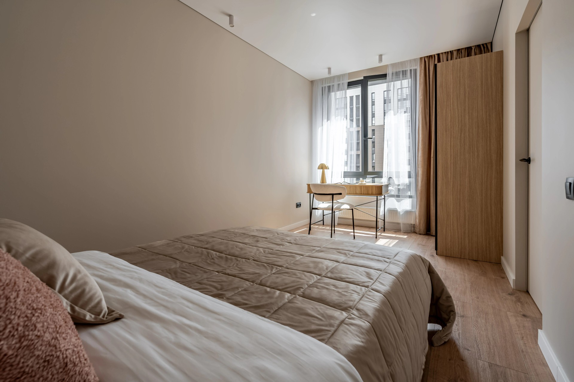 Белоостровская 10