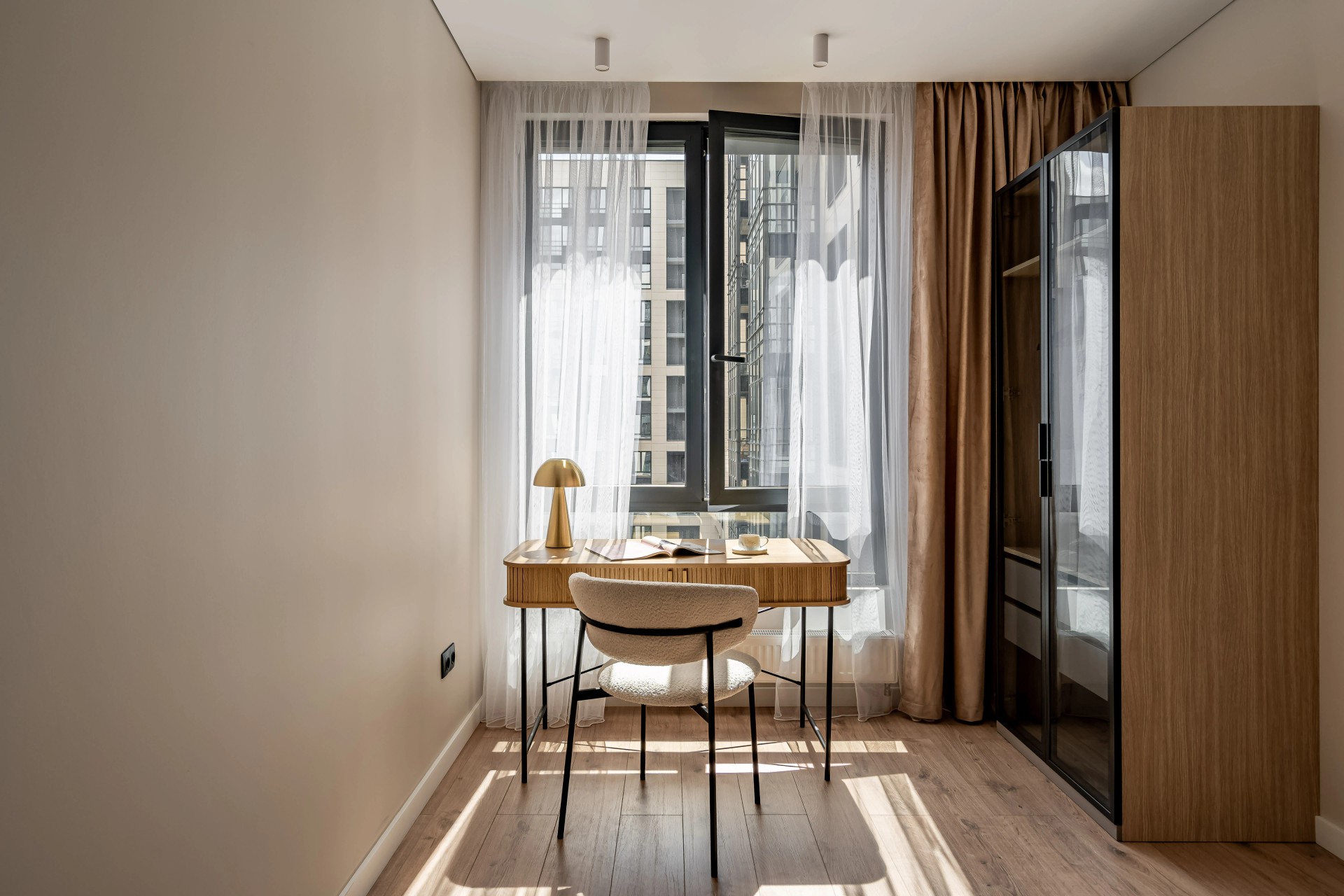 Белоостровская 10