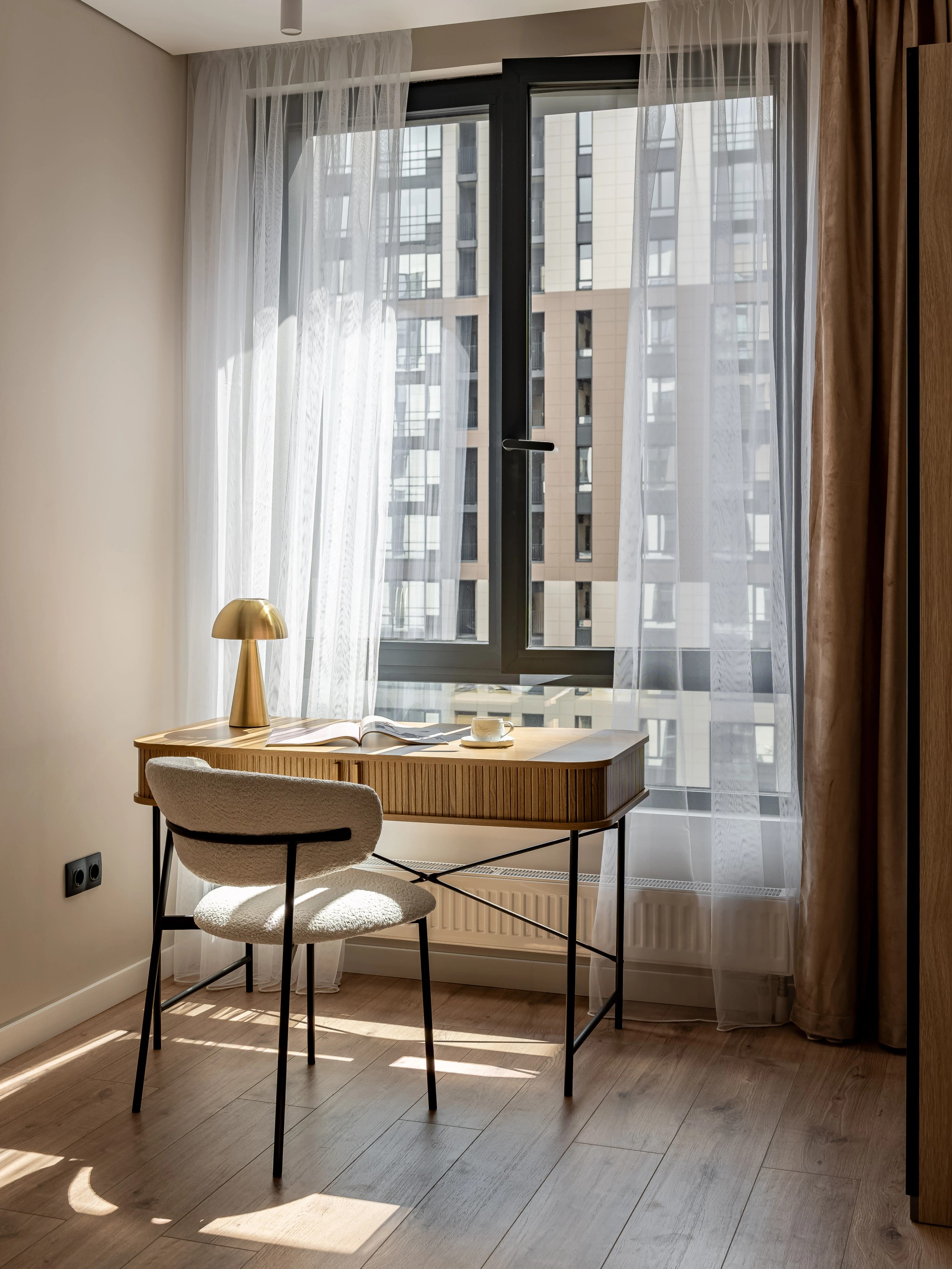 Белоостровская 10