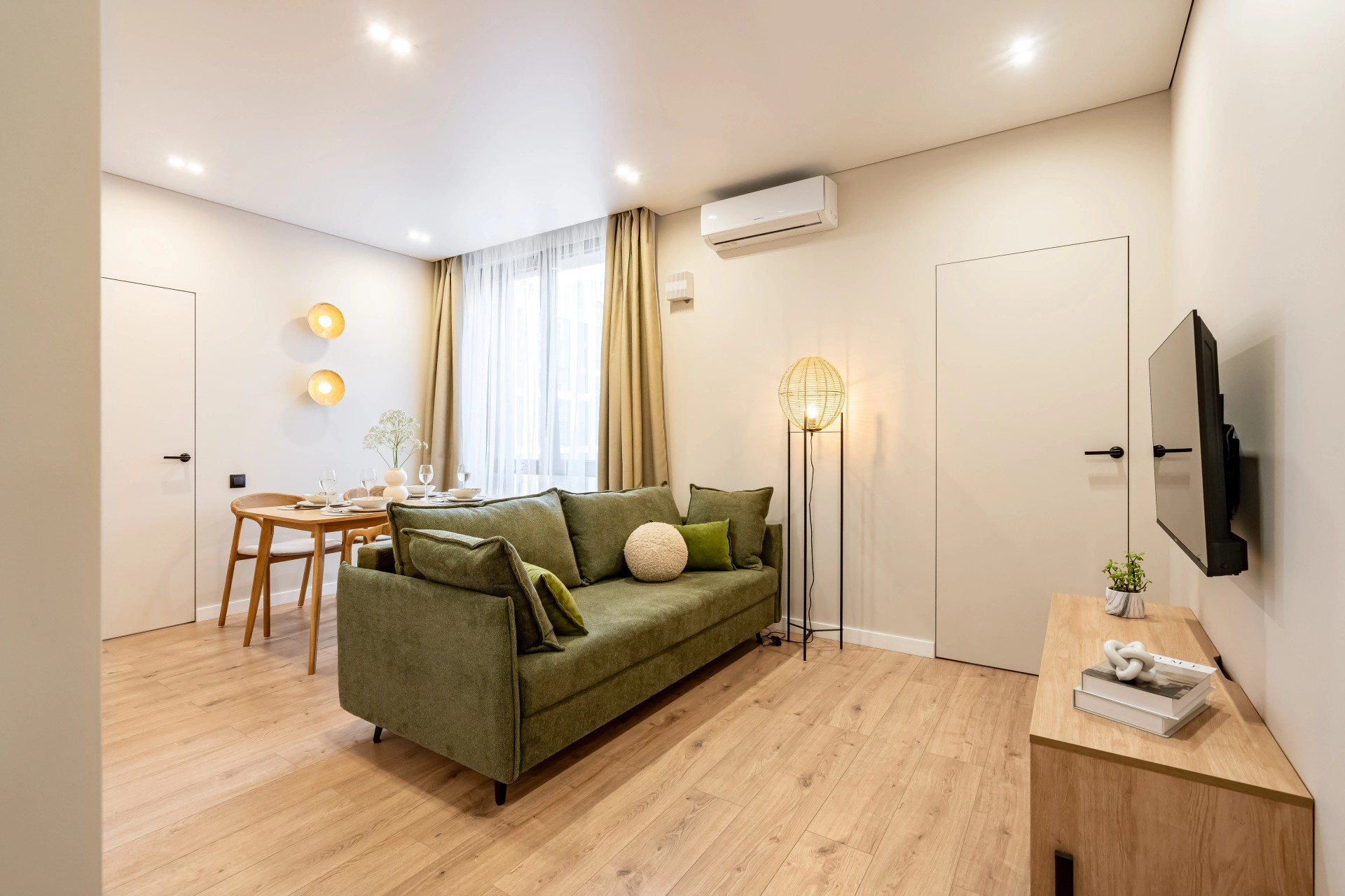 Белоостровская 10