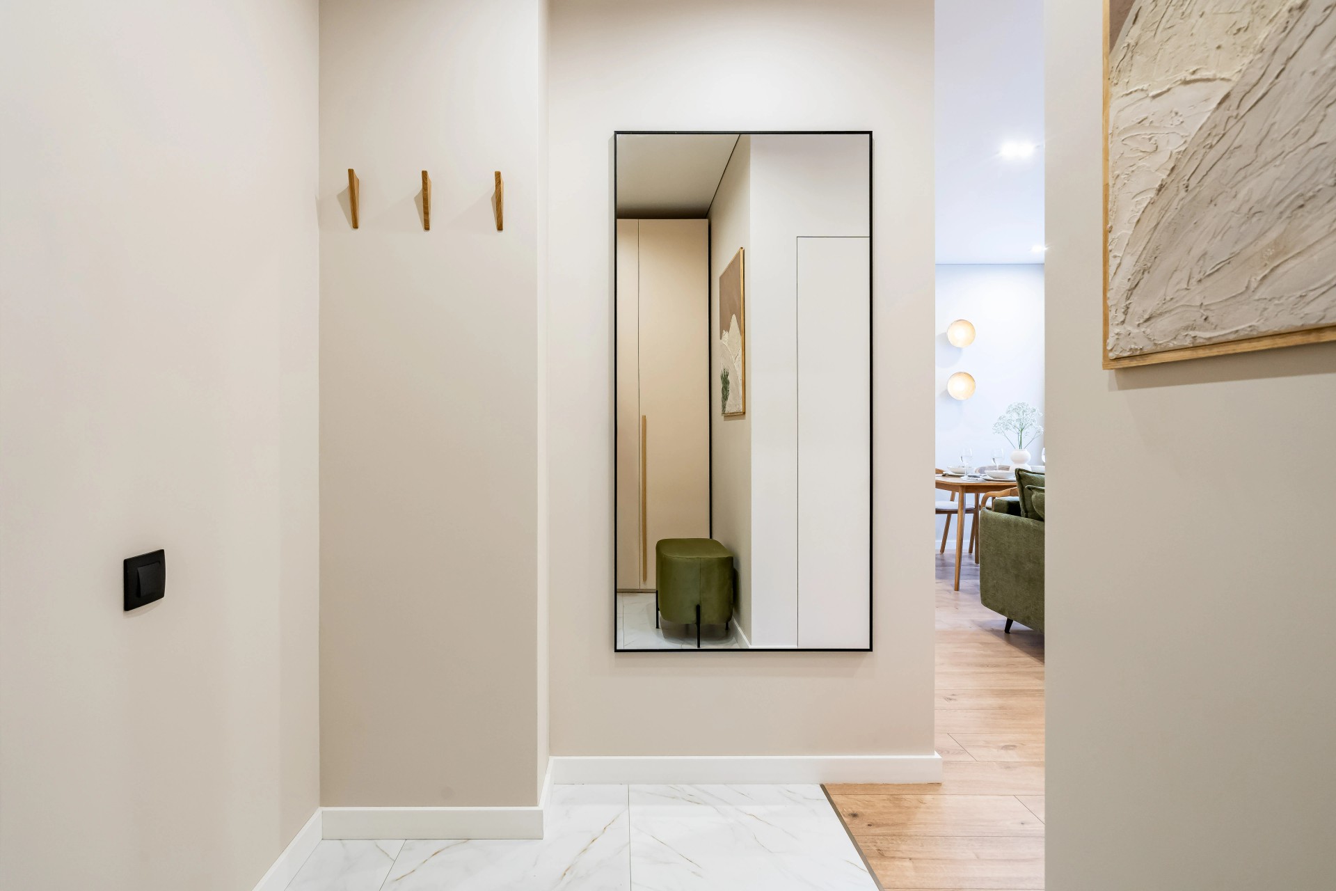 Белоостровская 10