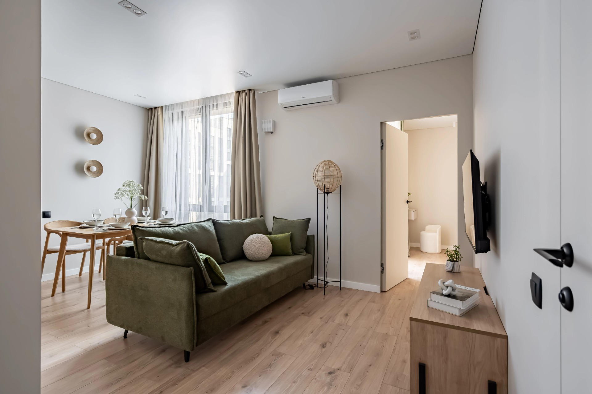 Белоостровская 10