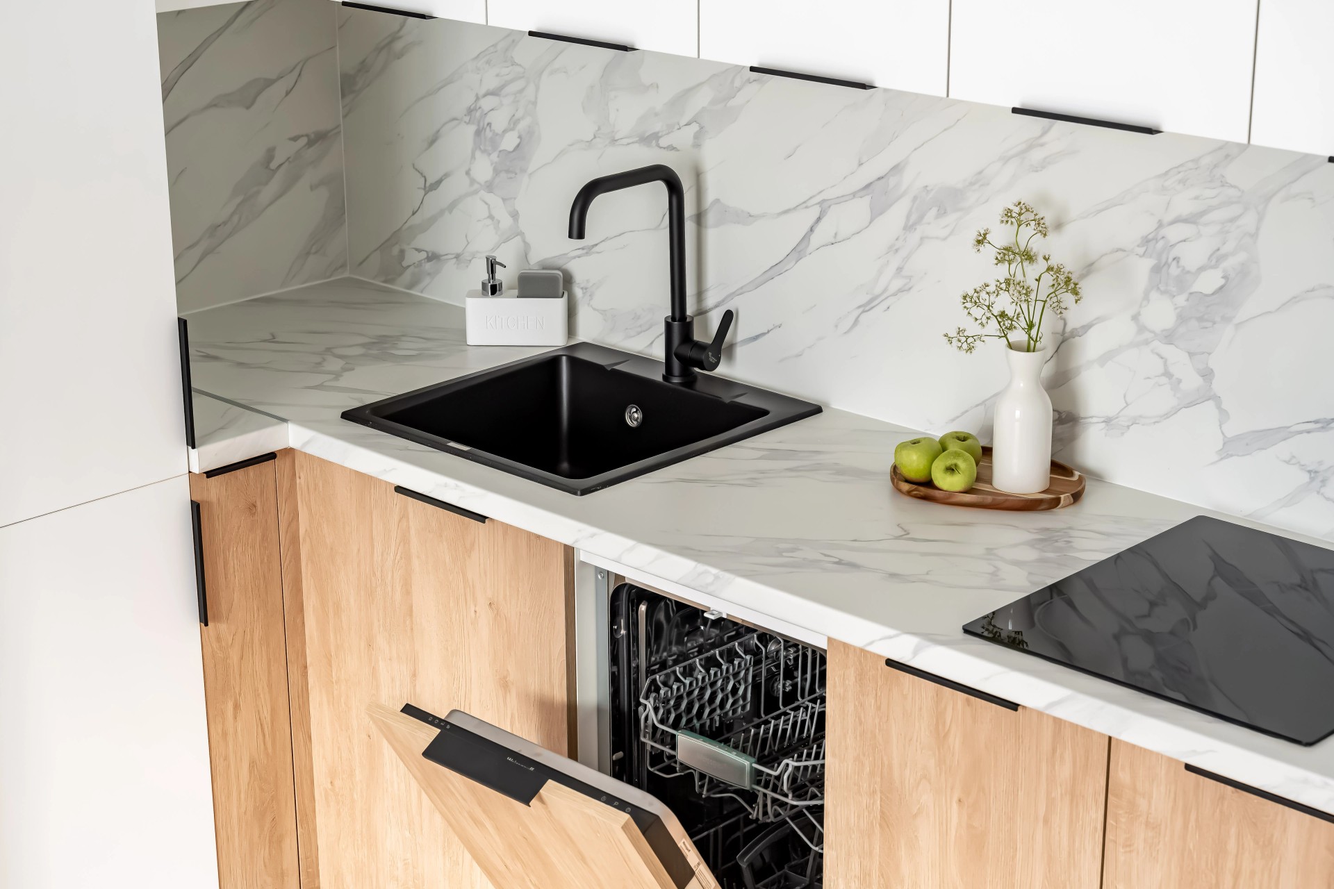 Белоостровская 10