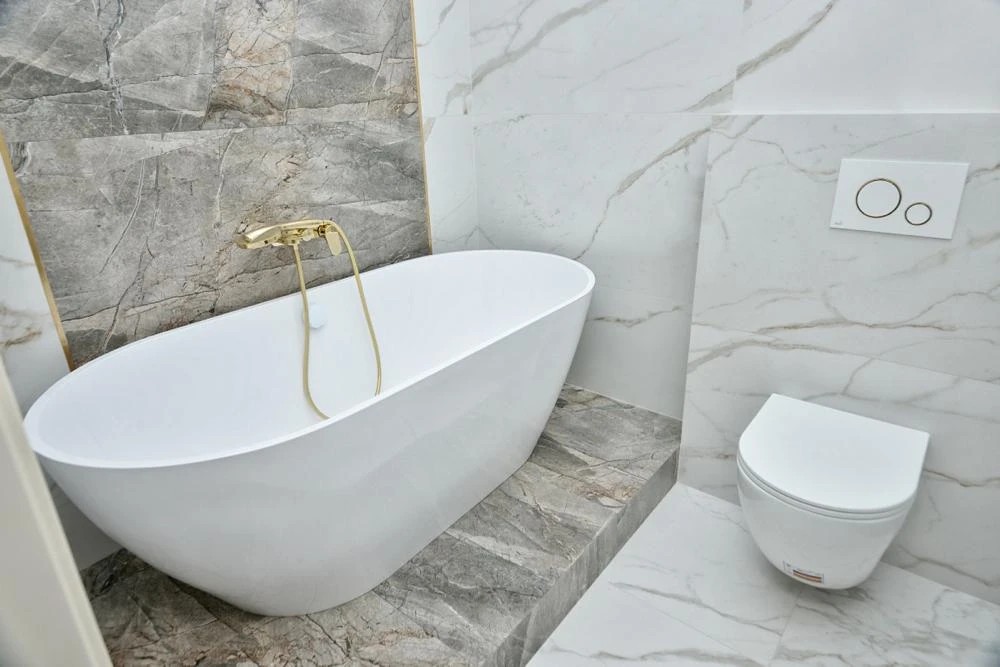 Проект 3-х комнатной квартиры в неоклассическом стиле для девушки