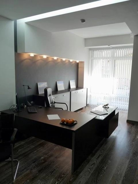 ОФИС - ХАЙ-ТЕК