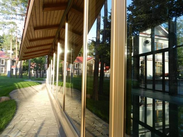 БАССЕЙН - МИНИМАЛИЗМ